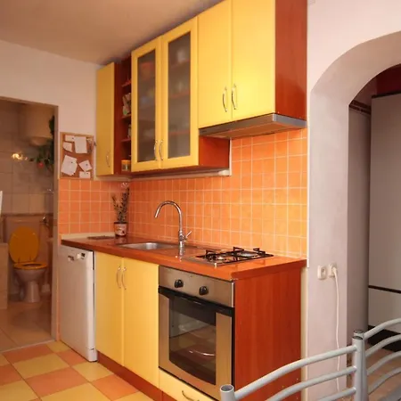 With Wifi - 7595 Apartment